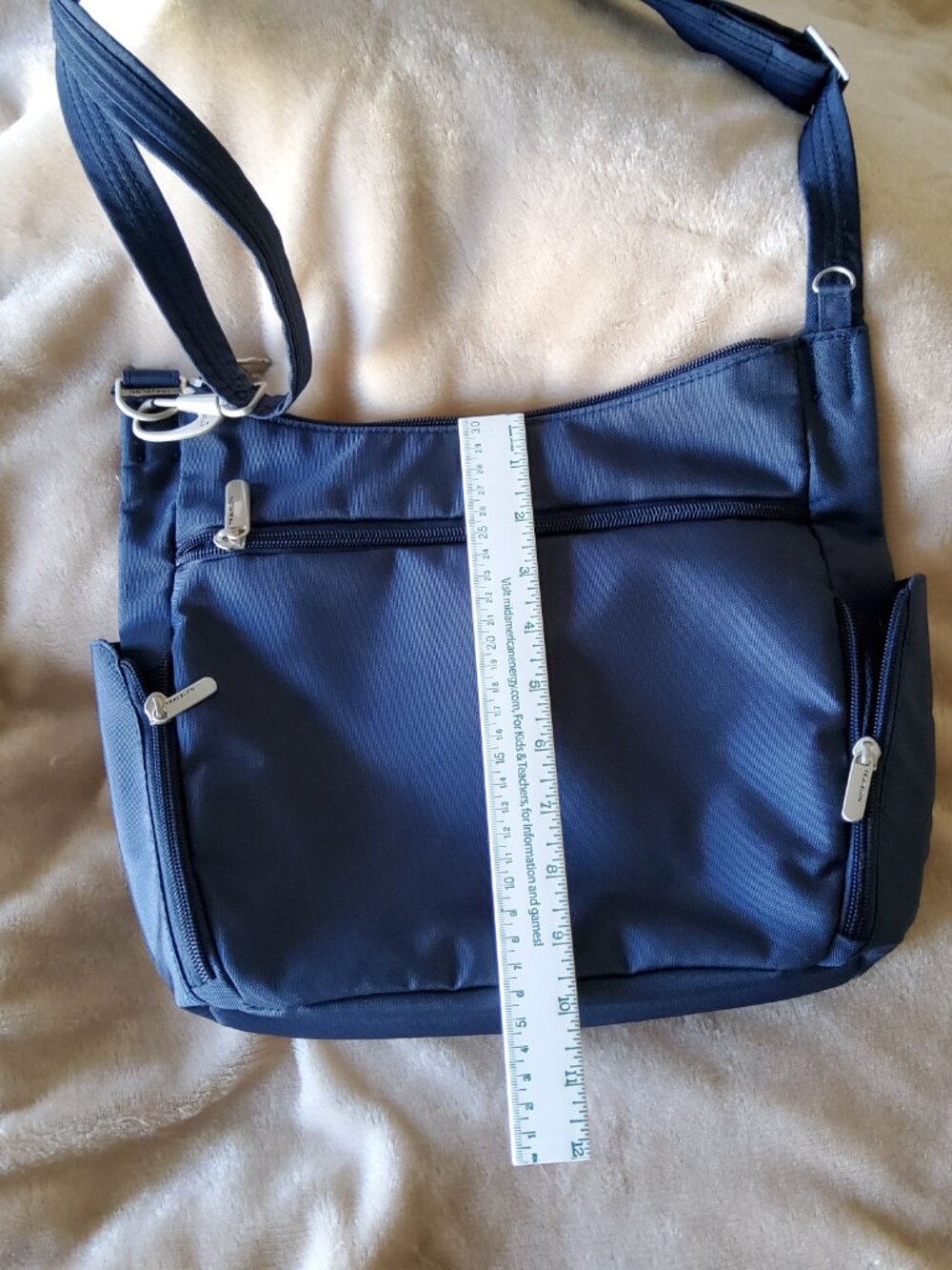 Travelon Navy Crossbody Anti Theft messenger bag